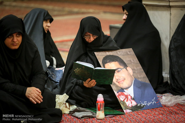 Commemorating victims of 2017 Tehran attacks