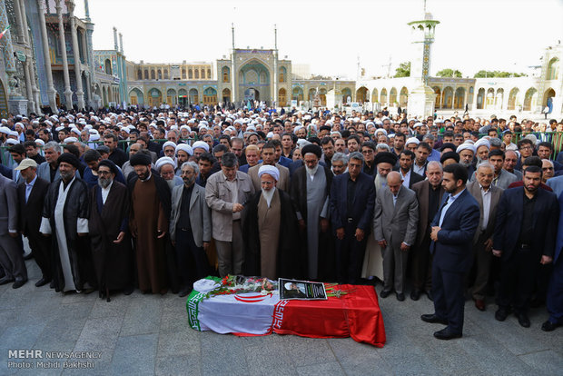 مراسم تشییع پیکر حجت‌الاسلام احمد احمدی در قم‎