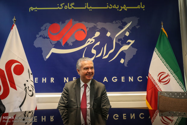 Brazilian envoy at Mehr News HQ for tour, interview