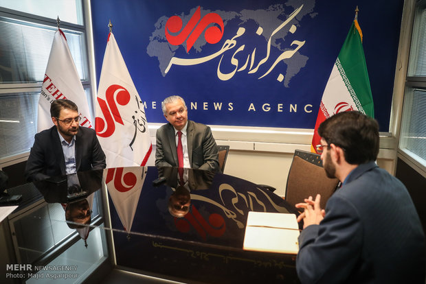 Brazilian envoy at Mehr News HQ for tour, interview