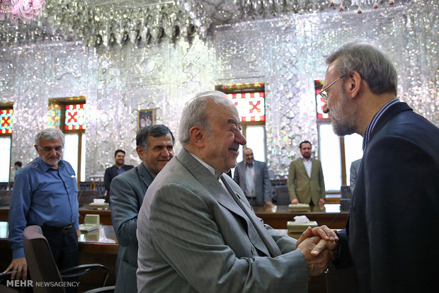  دیدار اعضای شورای مرکزی حزب موتلفه اسلامی با رئیس مجلس