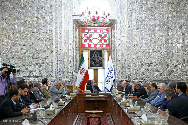  دیدار اعضای شورای مرکزی حزب موتلفه اسلامی با رئیس مجلس