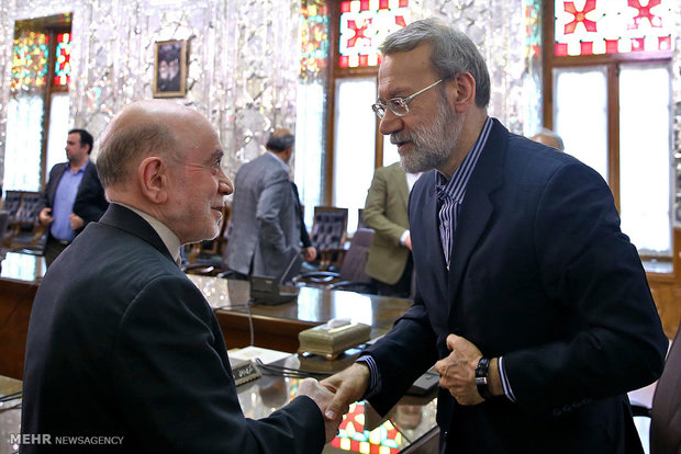  دیدار اعضای شورای مرکزی حزب موتلفه اسلامی با رئیس مجلس