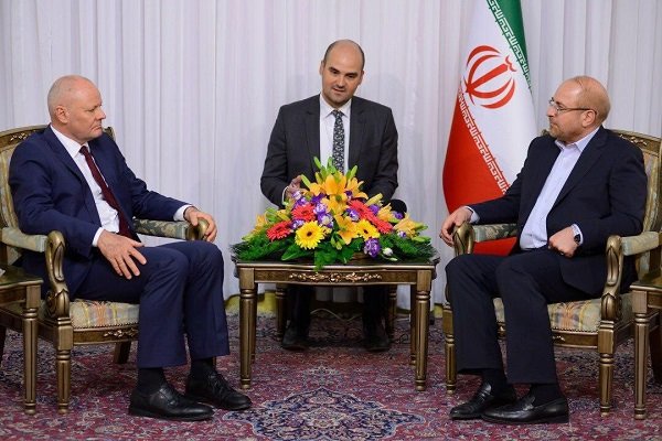 انتظار اینکه ایران «تحریم و برجام» را با هم بپذیرد اشتباه است