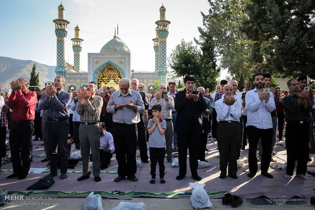 اقامه نماز عید فطر