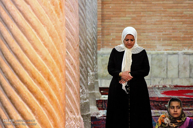 اقامه نماز عید سعید فطر در مسجد جامع سنندج