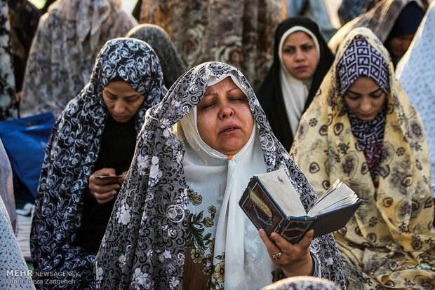 اقامه نماز عید سعید فطر در مصلی همدان