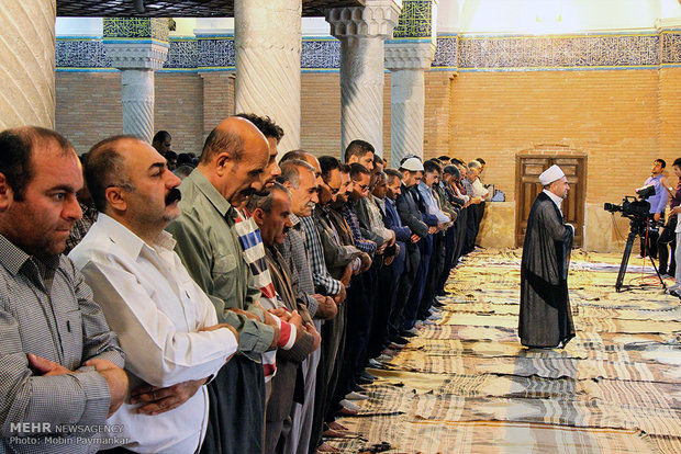 Millions of Iranians mark Eid al-Fitr nationwide