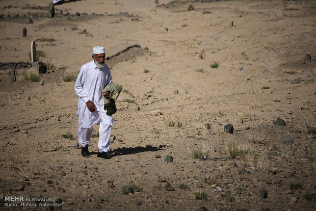 اقامه نماز عید سعید فطر در روستای بجد خراسان جنوبی