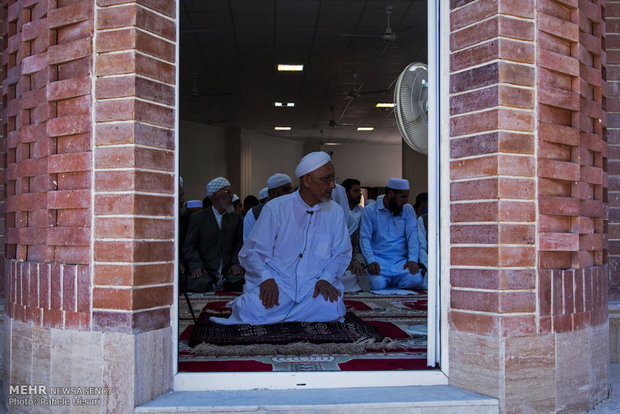 اقامه نماز عید سعید فطر در قزاق محله گرگان