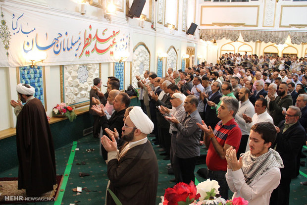 اقامه نماز عید سعید فطر در مرکز اسلامی انگلیس