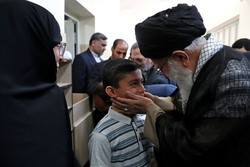 Families of martyred nuclear scientists meet Leader