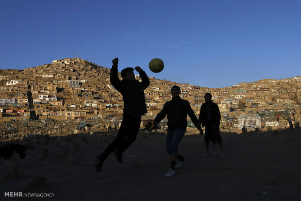 Dünyanın dört bir yanındaki futbol sahaları