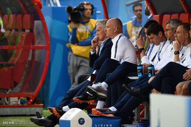 دیدار تیم های ملی فوتبال فرانسه و استرالیا‎