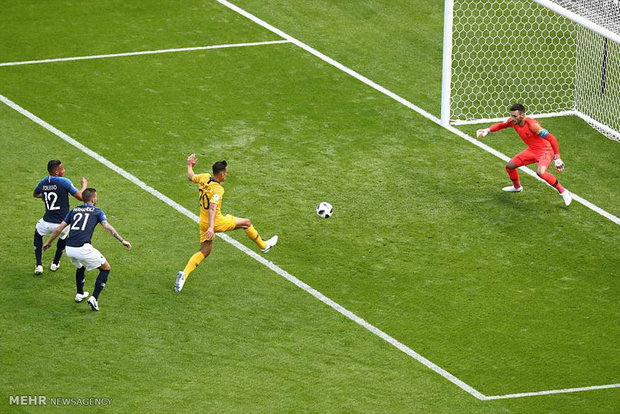 دیدار تیم های ملی فوتبال فرانسه و استرالیا‎