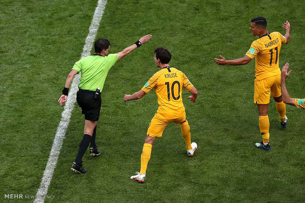 دیدار تیم های ملی فوتبال فرانسه و استرالیا‎