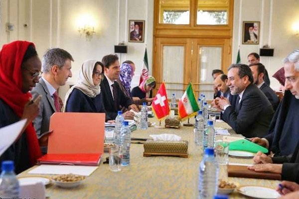 جولة ثالثة من المحادثات بين ايران وسويسرا في طهران