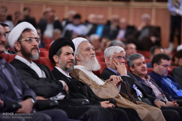 بزرگداشت شهدای آزاده و حجت الاسلام ابوترابی فرد