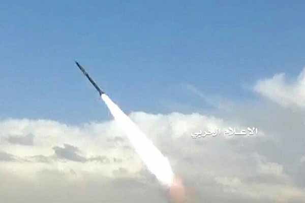 هلاکت فرمانده عناصر ائتلاف سعودی/حمله موشکی به مواضع متجاوزان