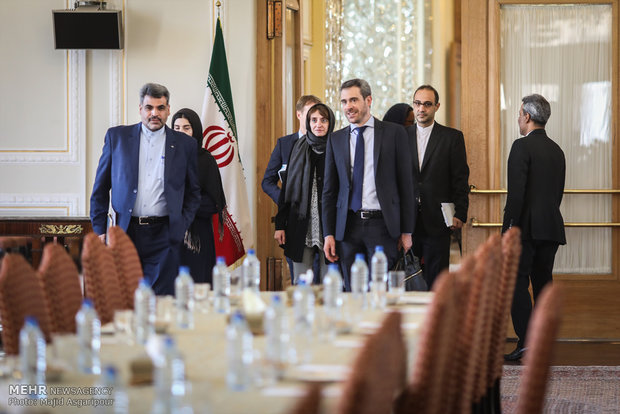 Iran, France hold 5th round of political consultations