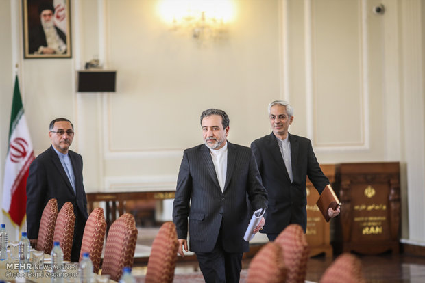 Iran, France hold 5th round of political consultations