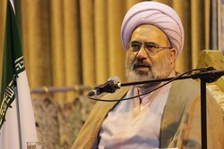 حسن زاده: برخورد با احتکار و گرانفروشی در دستور کار مسئولان باشد