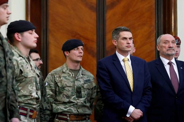 تقویت روابط امنیتی لهستان و انگلیس برای مقابله با روسیه 