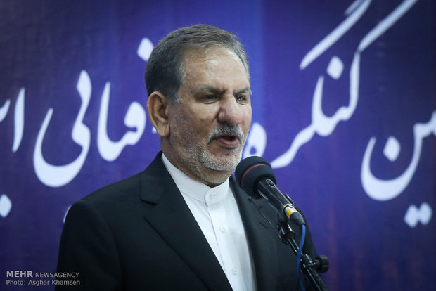 دولت مردم‌سالار از منتقدین و معترضین آسیب نمی‌بیند