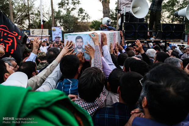 بازگشت پیکر شهید سید فاضل موسوی از خاک سوریه