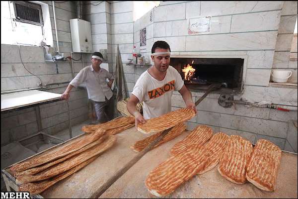 ۱۲۶ مورد تخلف صنفی از نانوایی‌های استان سمنان ثبت شد