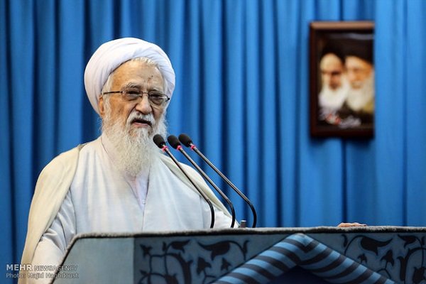 Senior cleric calls on Iranian people not to be deceived by enemies’ plot