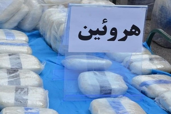 توقیف پژو پارس با ۷۹ کیلوگرم هروئین در اردستان