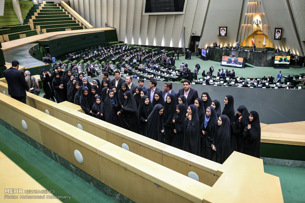 اجتماع البرلمان الايراني