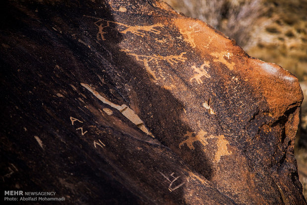12000-year-old Arnan petroglyphs