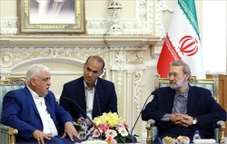 لاريجاني يدعو إلى تعزيز التعاون الاقتصادي بين طهران وبغداد