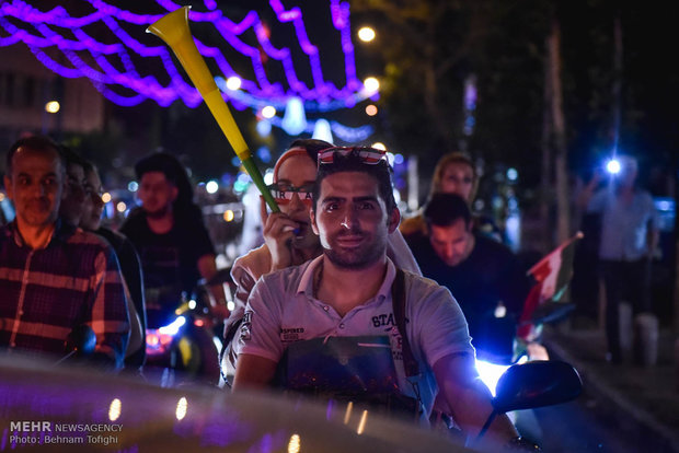 Iran-Portugal draw brings crowds to Tehran streets