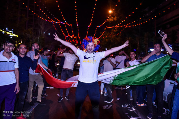 Iran-Portugal draw brings crowds to Tehran streets