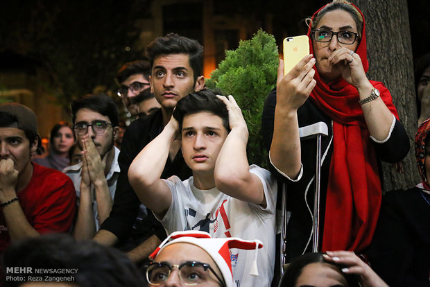 تماشای دیدار تیم ملی فوتبال ایران و پرتغال  در همدان