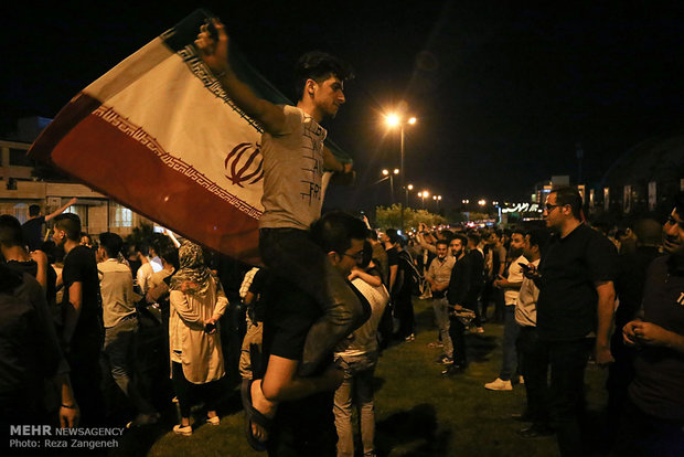 تماشای دیدار تیم ملی فوتبال ایران و پرتغال  در همدان