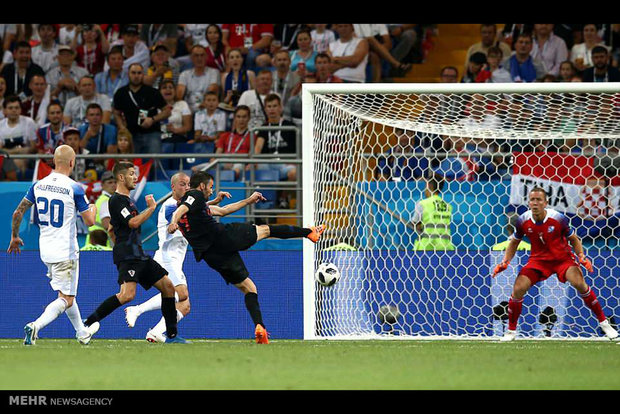 دیدار تیم های ملی فوتبال ایسلند و کرواسی‎