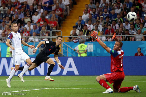 دیدار تیم های ملی فوتبال ایسلند و کرواسی‎