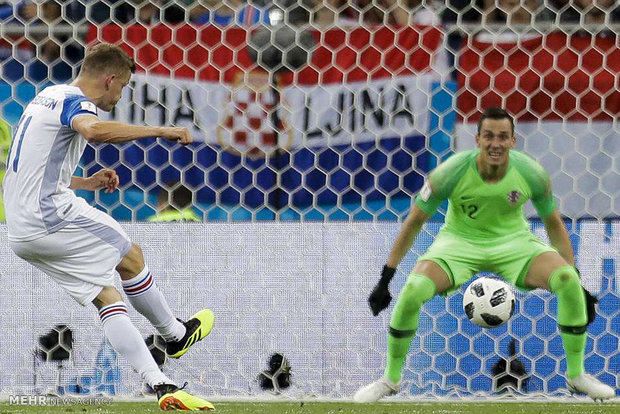 دیدار تیم های ملی فوتبال ایسلند و کرواسی‎