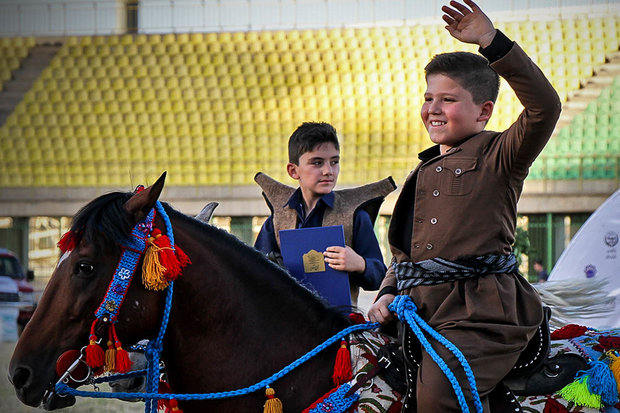 جشنواره ملی اسب اصیل کرد