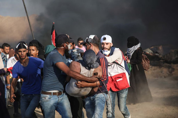 شهيد و 210 إصابة برصاص الاحتلال في جمعة "عائدون رغم أنف ترامب"