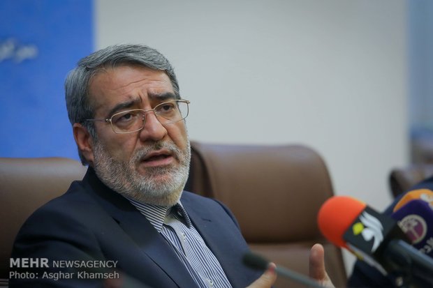 وزير الداخلية الايراني: ستشهد البلاد تراجعا لأسعار العملات والمسكوكات