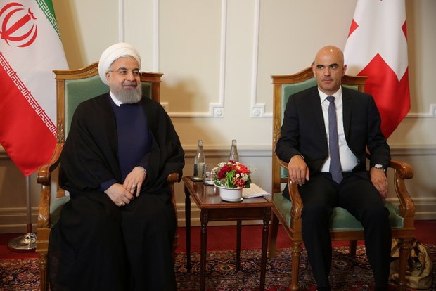 Iranian, Swiss presidents call for cementing ties