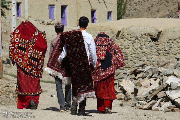 ُUnique Turkmen carpet 'Dorou'