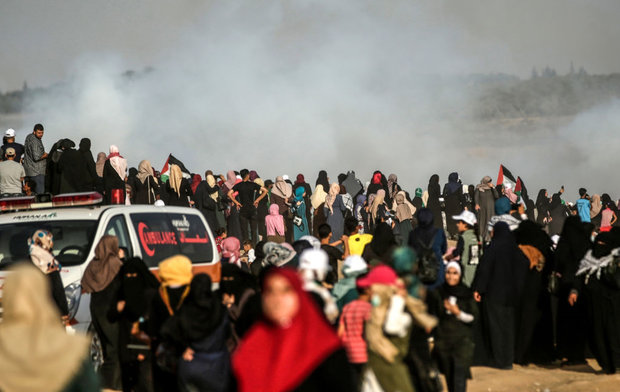 الاف النساء الفلسطينيات في مسيرات العودة 