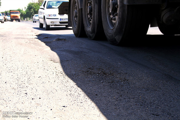 وضعیت آسفالت جاده بین المللی شهرستان میانه