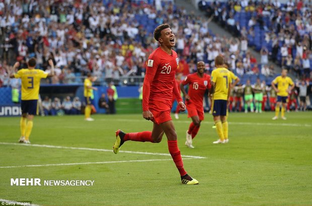 دیدار تیم های ملی فوتبال سوئد و انگلیس